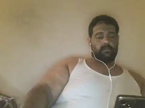 Snapshot of elpoop7305 chatting on 22, 7, 2026 elpoop7305 online show from 22, 7, 2026
