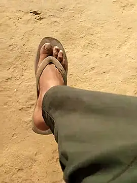 INTERNATIONAL0001 online show from 8, 11, 2025