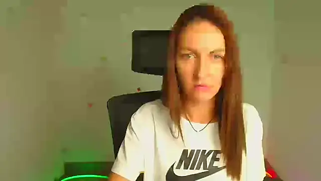 Snapshot of Aurora_Loveu chatting on 14, 9, 2025 Aurora Loveu online show from 14, 9, 2025