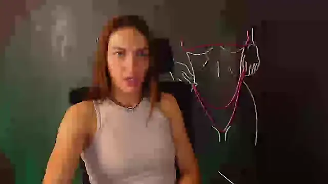 Snapshot of Aurora_Loveu chatting on 6, 10, 2025 Aurora Loveu online show from 6, 10, 2025