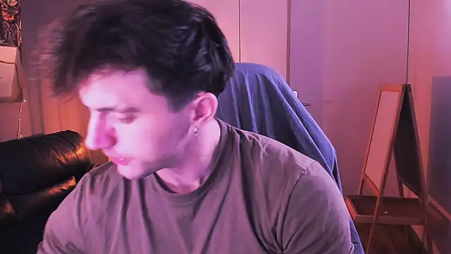 Snapshot of Oscar_Miller_ chatting on 15, 9, 2025 Oscar Miller online show from 15, 9, 2025