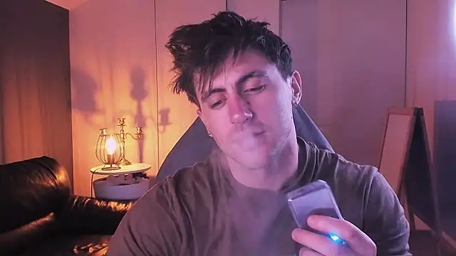 Snapshot of Oscar_Miller_ chatting on 16, 9, 2025 Oscar Miller online show from 16, 9, 2025