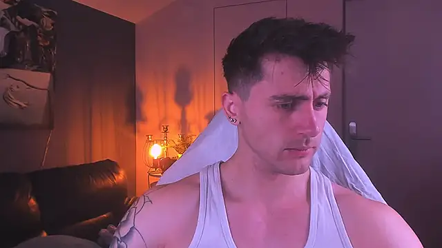 Snapshot of Oscar_Miller_ chatting on 11, 10, 2025 Oscar Miller online show from 11, 10, 2025