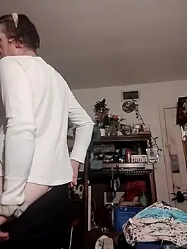 Sissywet online show from 16, 4, 2026