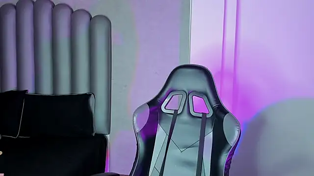 Snapshot of chubby_sexy_ chatting on 28, 11, 2025 chubby sexy online show from 28, 11, 2025