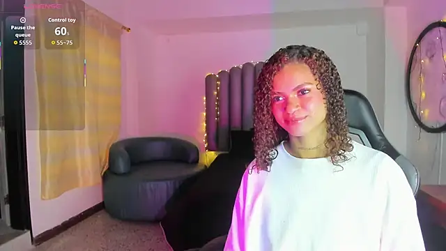 Snapshot of chubby_sexy_ chatting on 28, 11, 2025 chubby sexy online show from 28, 11, 2025