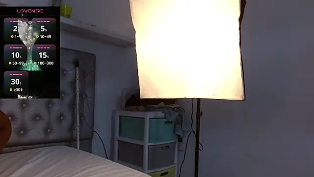 angiellam online show from 9, 10, 2025