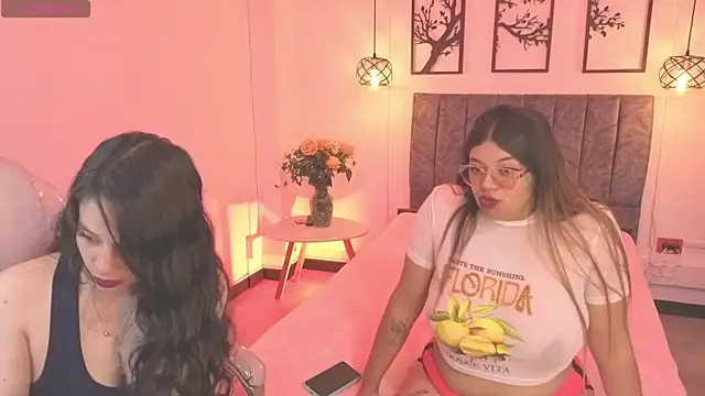 Snapshot of Samantha_blow chatting on 17, 2, 2026 Samantha blow online show from 17, 2, 2026