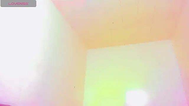 Snapshot of bayolet_ chatting on 8, 7, 2026 bayolet online show from 8, 7, 2026