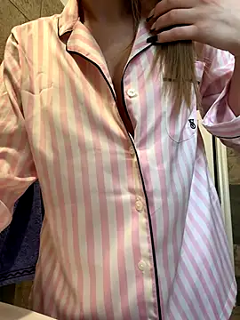 KaseyQuinn  online show from 26, 11, 2025