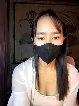 TiNa 04 online show from 5, 11, 2025