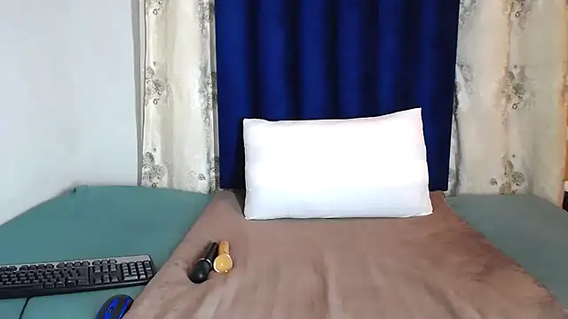 Snapshot of Pinkdollyg chatting on 21, 9, 2025 Pinkdollyg online show from 21, 9, 2025