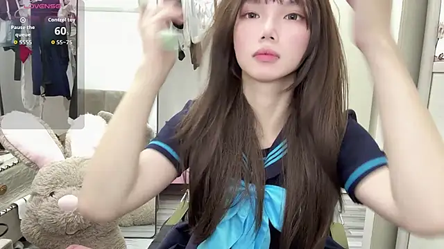 Yiyi-707 online show from 14, 9, 2025