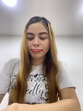 CharlotteBrownn  online show from 1, 11, 2025