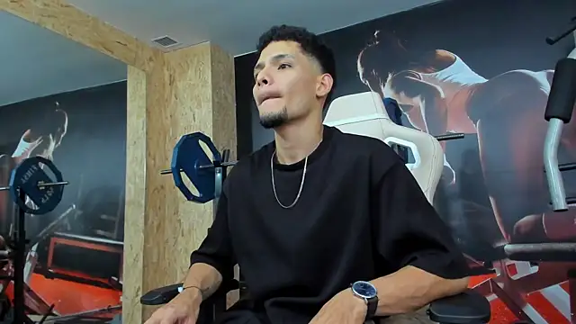 AlessandroKiing online show from 16, 4, 2026