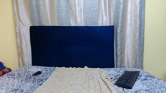 Snapshot of KinkyTrans23 chatting on 6, 10, 2025 KinkyTrans23 online show from 6, 10, 2025