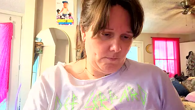 Snapshot of Princess__Kitty__ chatting on 5, 8, 2026 Princess Kitty online show from 5, 8, 2026
