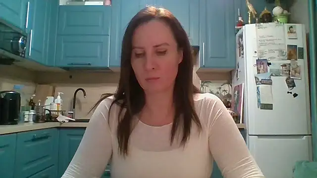 ALICAINWONDERLAND online show from 25, 2, 2026