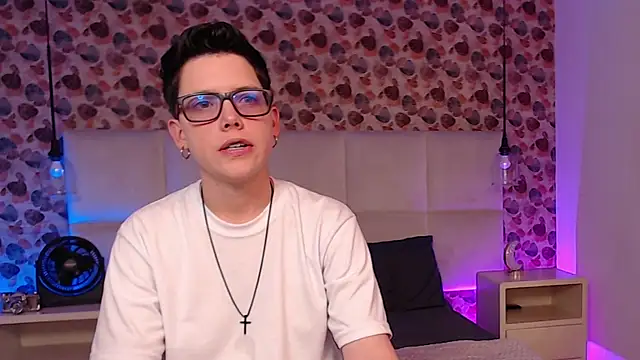 Snapshot of SpencerMontgomery chatting on 7, 10, 2025 SpencerMontgomery online show from 7, 10, 2025