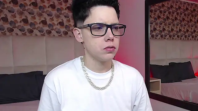 Snapshot of SpencerMontgomery chatting on 12, 10, 2025 SpencerMontgomery online show from 12, 10, 2025