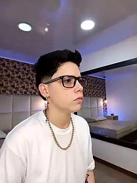 Snapshot of SpencerMontgomery chatting on 15, 10, 2025 SpencerMontgomery online show from 15, 10, 2025