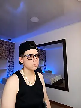 Snapshot of SpencerMontgomery chatting on 18, 10, 2025 SpencerMontgomery online show from 18, 10, 2025