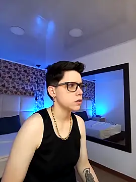 Snapshot of SpencerMontgomery chatting on 26, 10, 2025 SpencerMontgomery online show from 26, 10, 2025