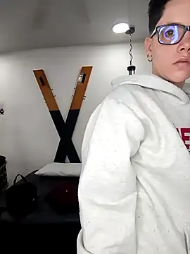 Snapshot of SpencerMontgomery chatting on 23, 11, 2025 SpencerMontgomery online show from 23, 11, 2025