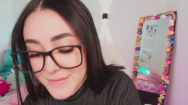 justonecute online show from 12, 11, 2025