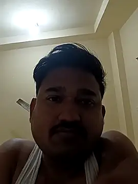 Snapshot of VadodaraBBC chatting on 2, 12, 2025 VadodaraBBC online show from 2, 12, 2025