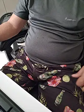 Snapshot of Carloskasado chatting on 19, 1, 2026 Carloskasado online show from 19, 1, 2026