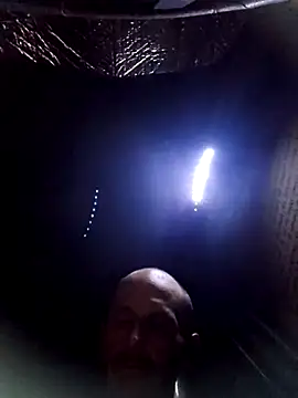 Romance32 online show from 24, 10, 2025