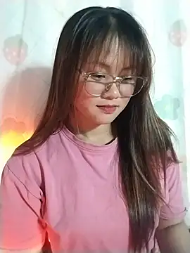 Snapshot of Sisi_dy01 chatting on 13, 7, 2026 Sisi dy01 online show from 13, 7, 2026