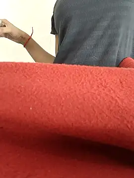 tanisha-2005 online show from 1, 11, 2025