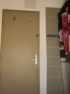 Snapshot of dasilva_elsa21 chatting on 23, 11, 2025 dasilva elsa21 online show from 23, 11, 2025