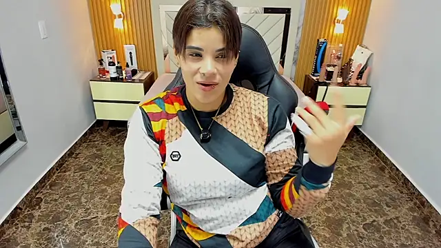 KAROLLJONES1 online show from 12, 11, 2025