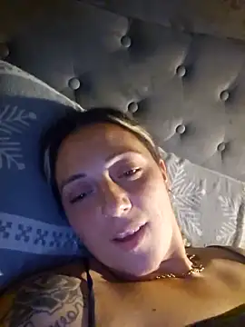 Snapshot of passioneeterna chatting on 19, 9, 2025 passioneeterna online show from 19, 9, 2025