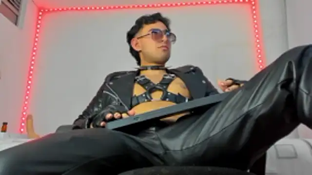 Alexxx savage online show from 22, 10, 2025