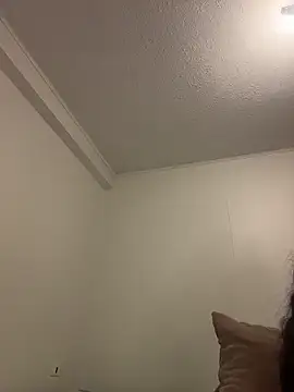 princesaliay online show from 18, 4, 2026