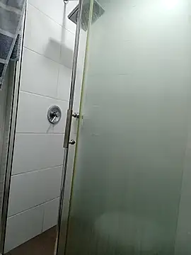 Snapshot of Esmeralda333 chatting on 6, 2, 2026 Esmeralda333 online show from 6, 2, 2026