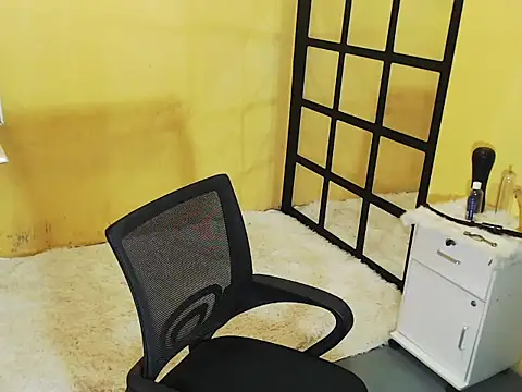 Snapshot of Hunky_paul chatting on 26, 10, 2025 Hunky paul online show from 26, 10, 2025