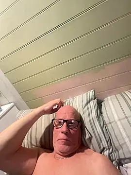 Snapshot of philefc chatting on 10, 1, 2026 philefc online show from 10, 1, 2026