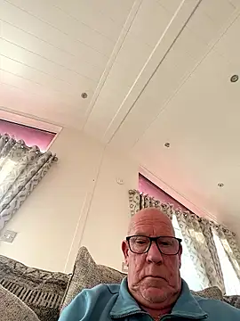 Snapshot of philefc chatting on 14, 1, 2026 philefc online show from 14, 1, 2026