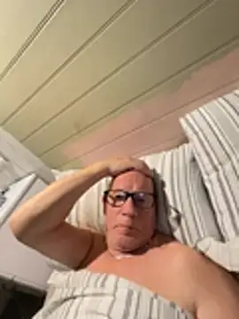 Snapshot of philefc chatting on 9, 2, 2026 philefc online show from 9, 2, 2026