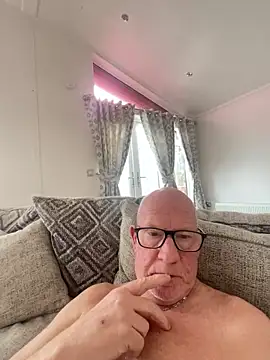 Snapshot of philefc chatting on 11, 2, 2026 philefc online show from 11, 2, 2026