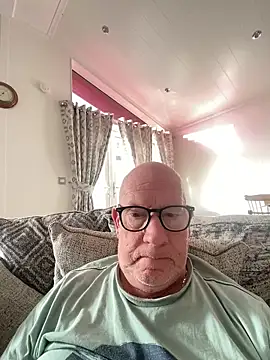 Snapshot of philefc chatting on 17, 2, 2026 philefc online show from 17, 2, 2026