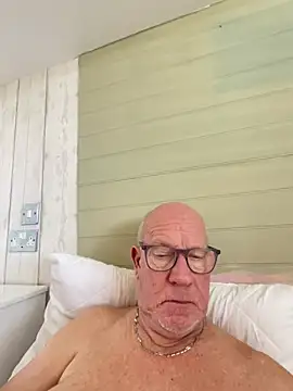 Snapshot of philefc chatting on 2, 3, 2026 philefc online show from 2, 3, 2026