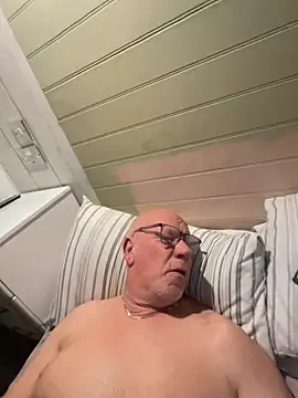 Snapshot of philefc chatting on 12, 3, 2026 philefc online show from 12, 3, 2026