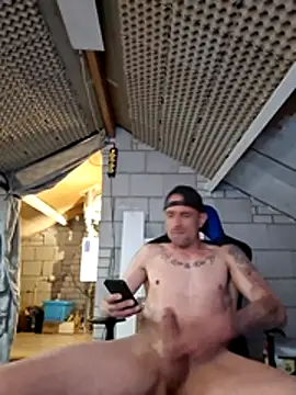 kompiee online show from 23, 4, 2026