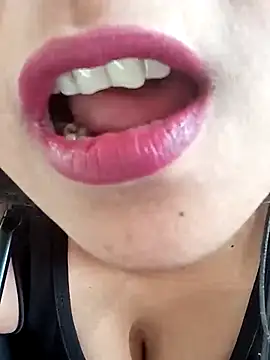 Queen Kushi4 online show from 1, 3, 2026